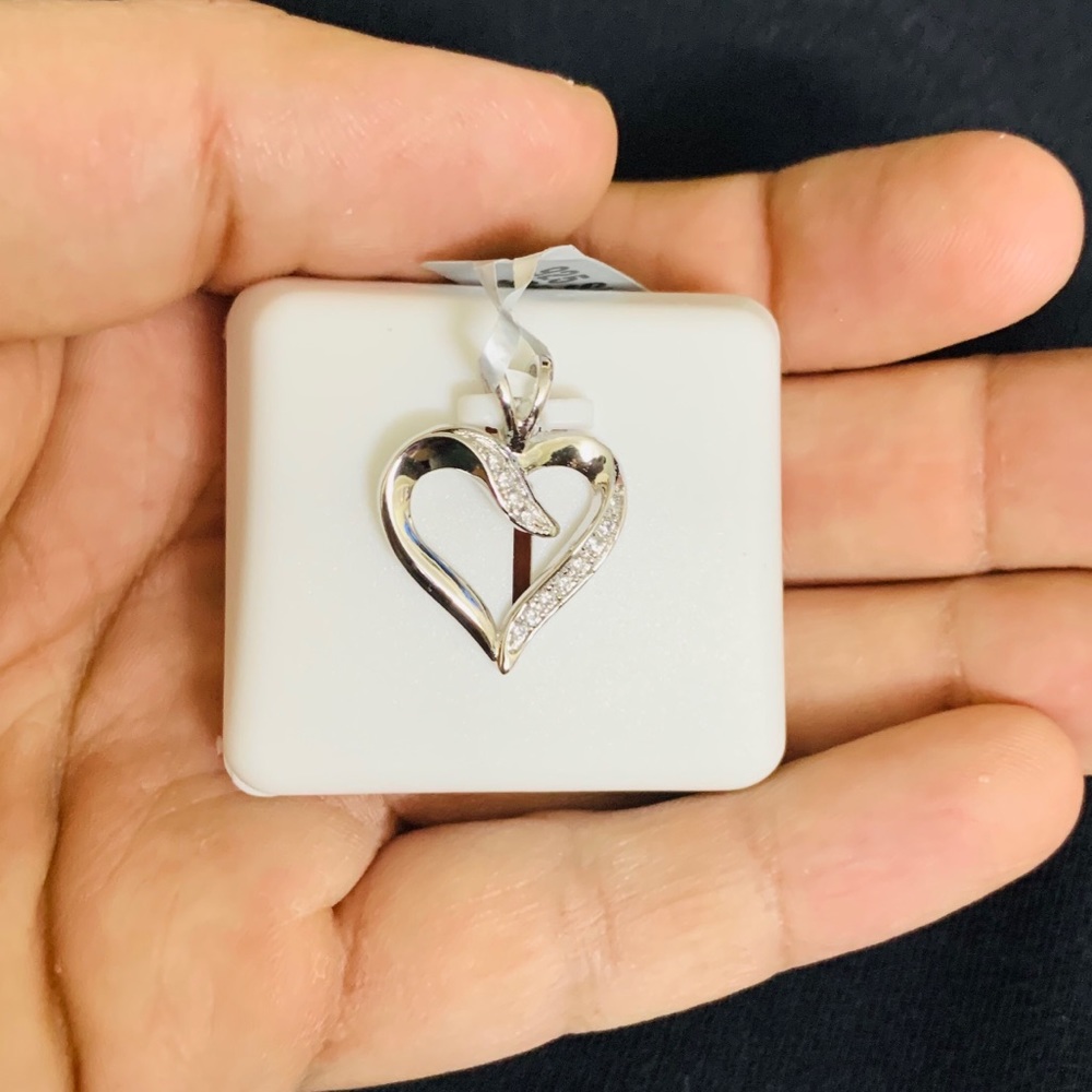 925 Sterling Silver Heart Love Women’s Pendant